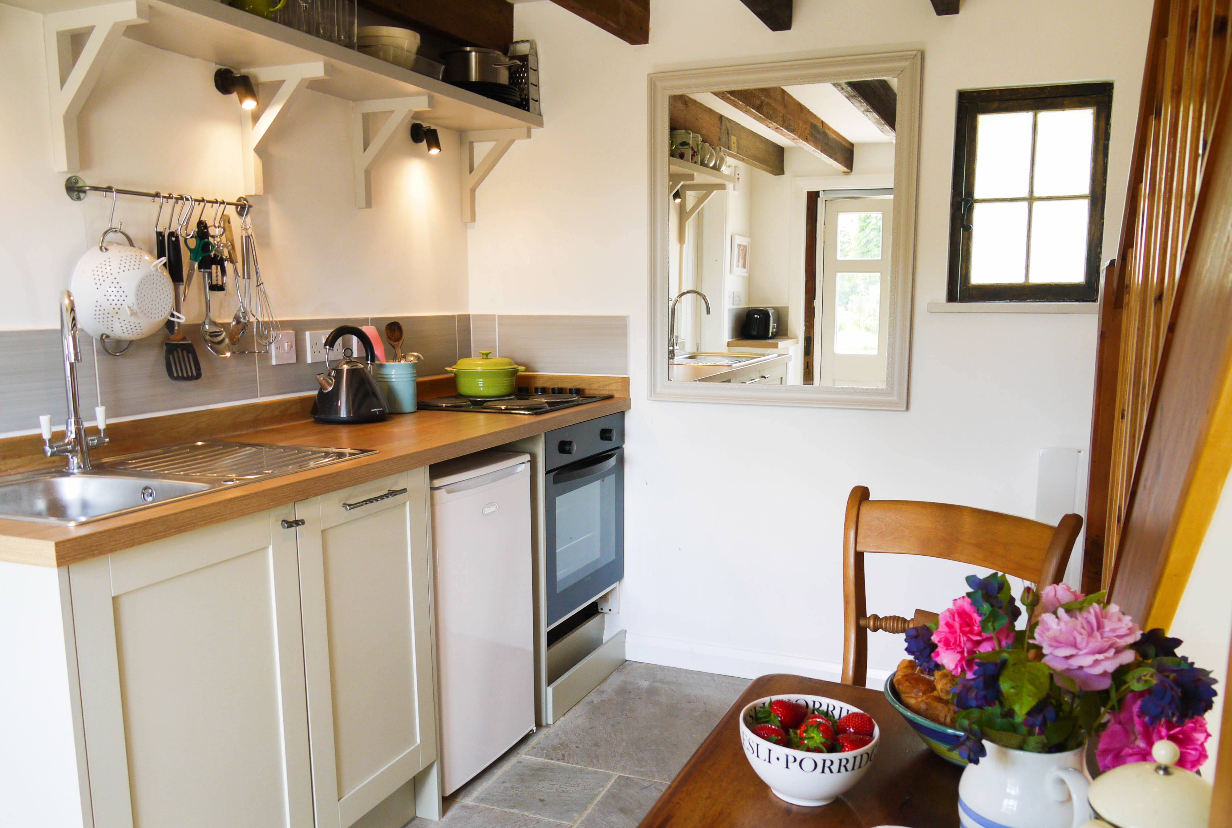 coach-house-kitchen.jpg
