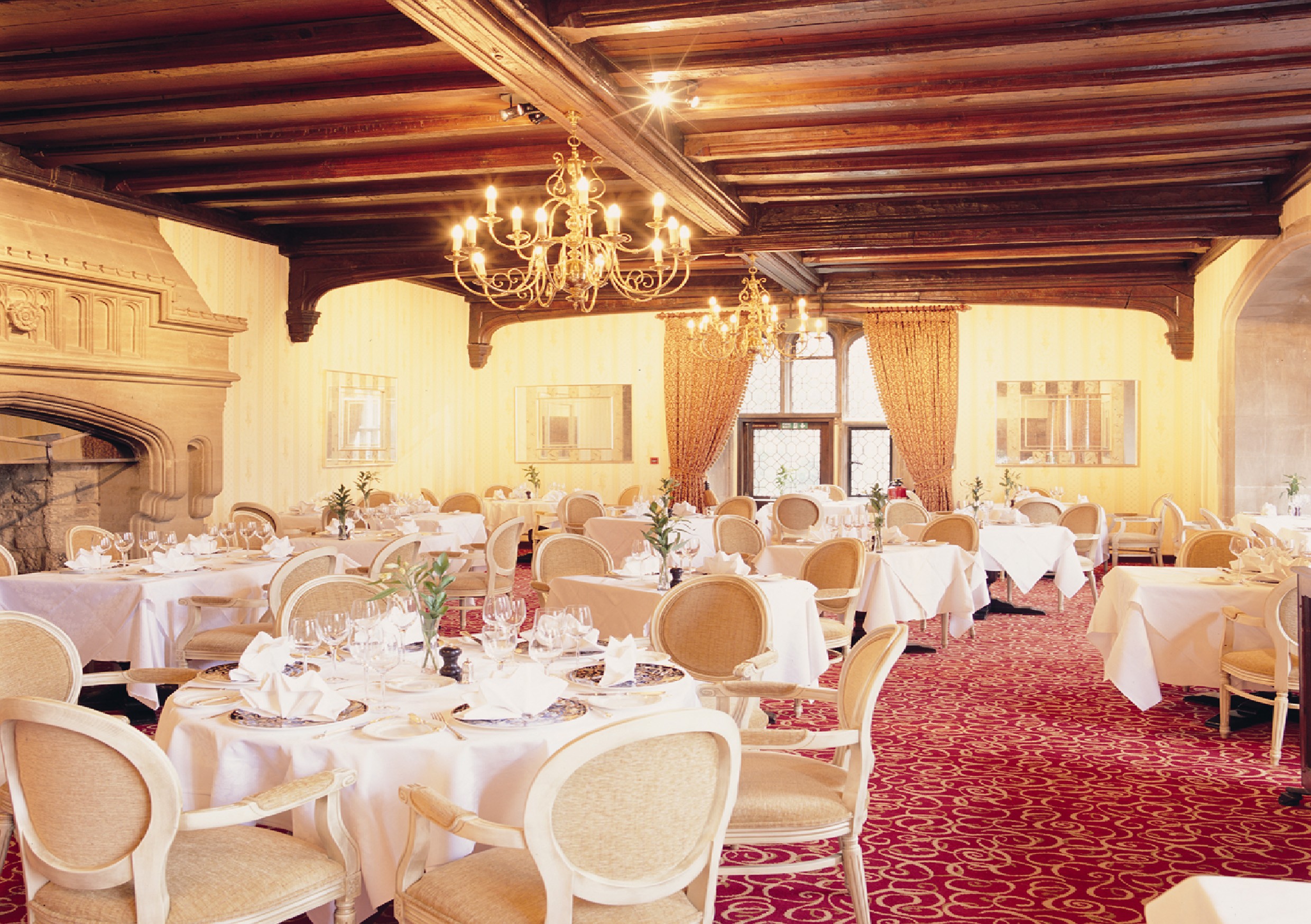 eastwell-manor---manor-restaurant-landscape.jpg (1)